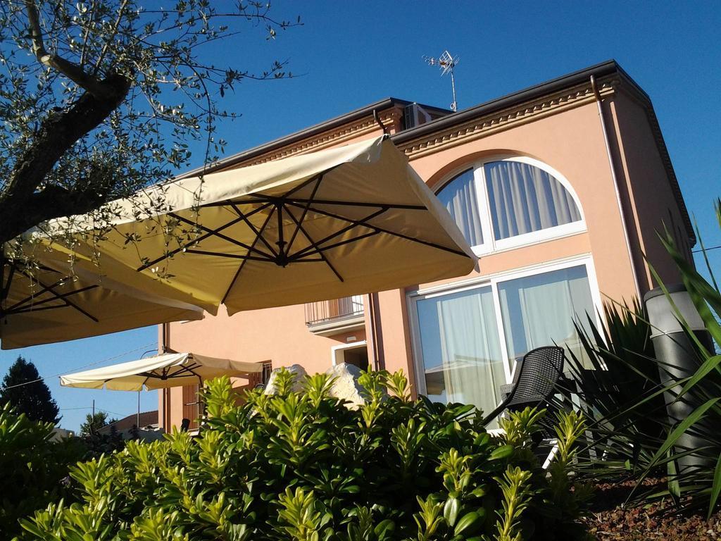 Agrialloggi La Palazzina Curtarolo Kültér fotó