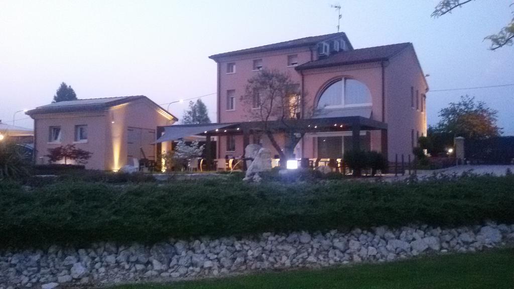 Agrialloggi La Palazzina Curtarolo Kültér fotó